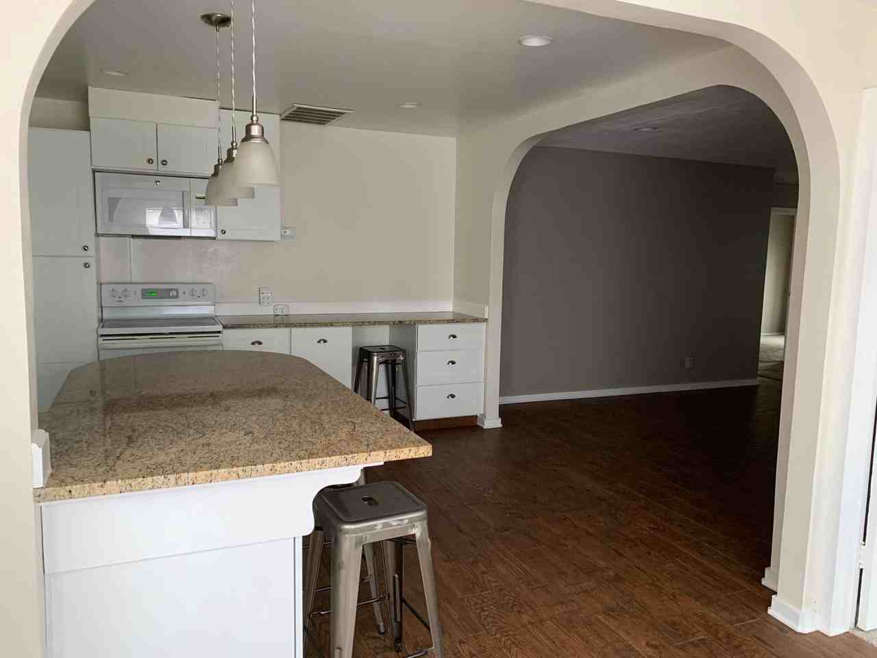 19609 E South Ave - Photo 5 of 17