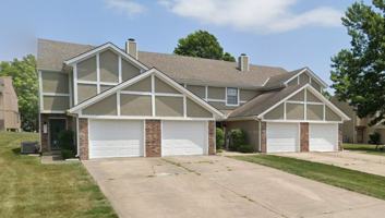 featured image of 3549 Ne Independence Cir