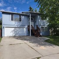 featured image of 4015 E Congress Ave