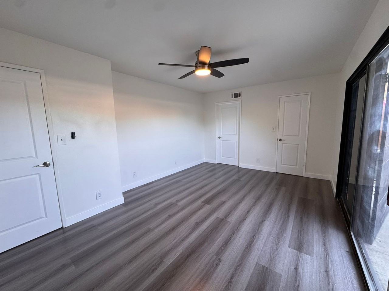 1501 E Carson St #7 - Photo 3 of 31