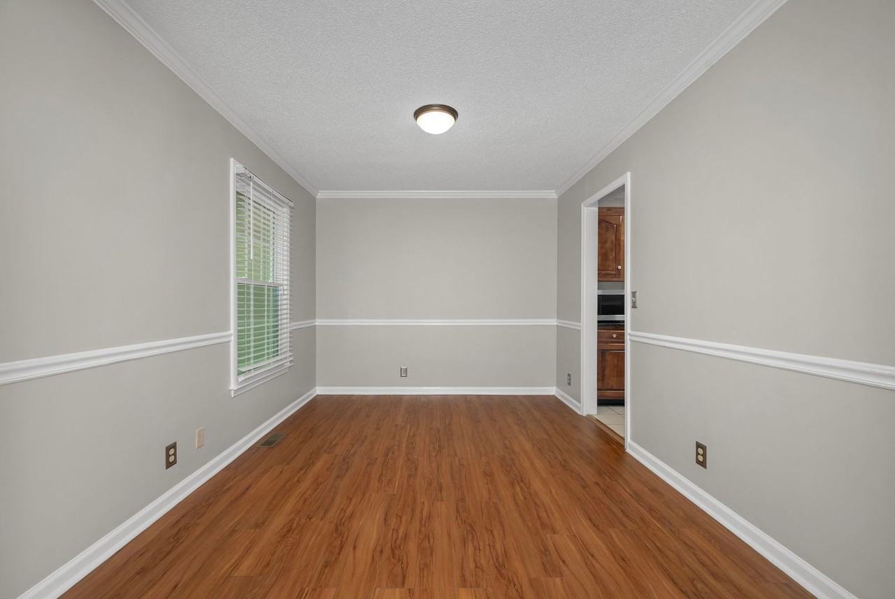 703 Princess Ct - Photo 6 of 38