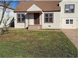featured image of 1811 Nw Baldwin Ave