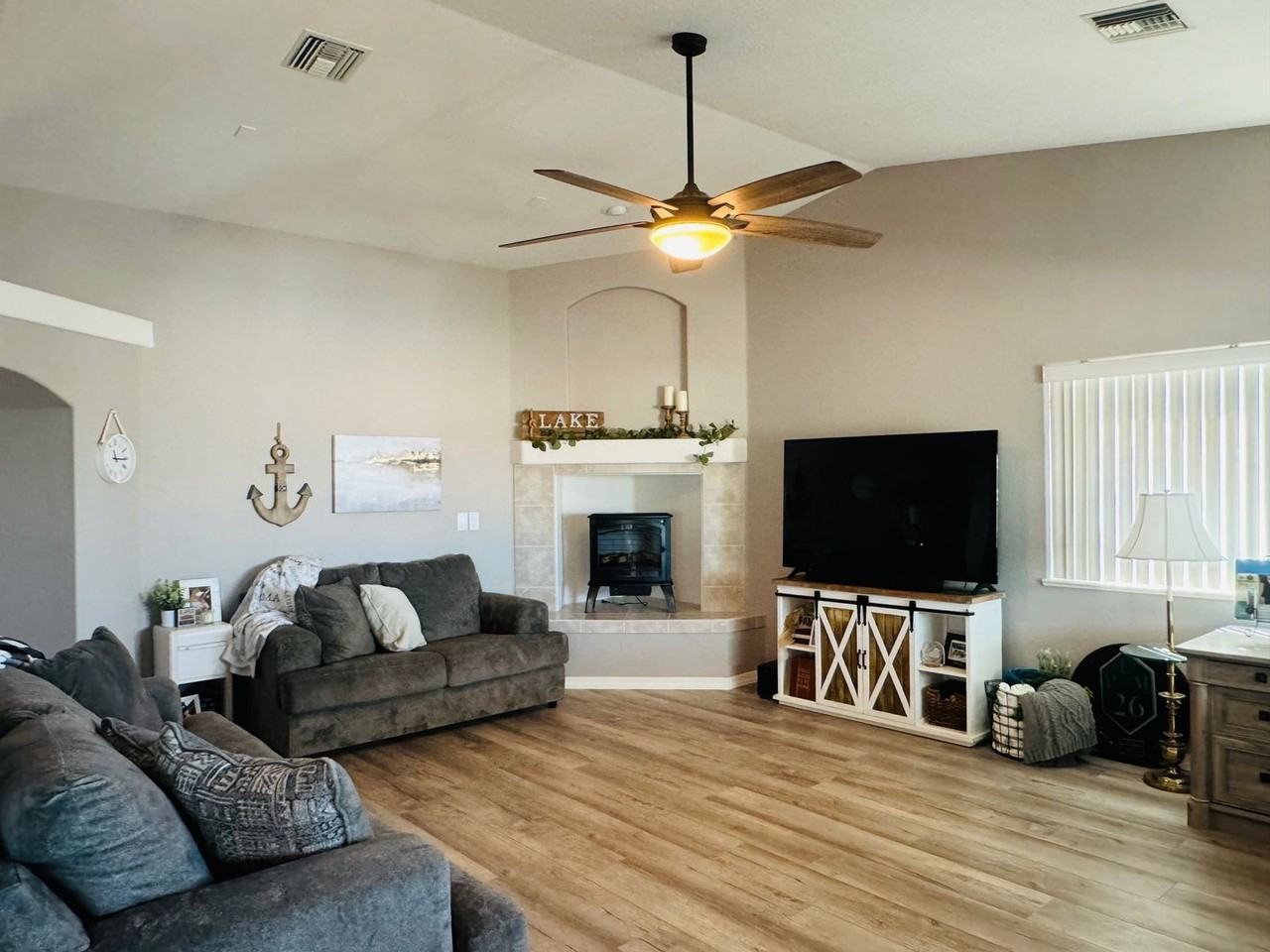 3667 VR - 3667 Taurus Ln - Photo 6 of 23