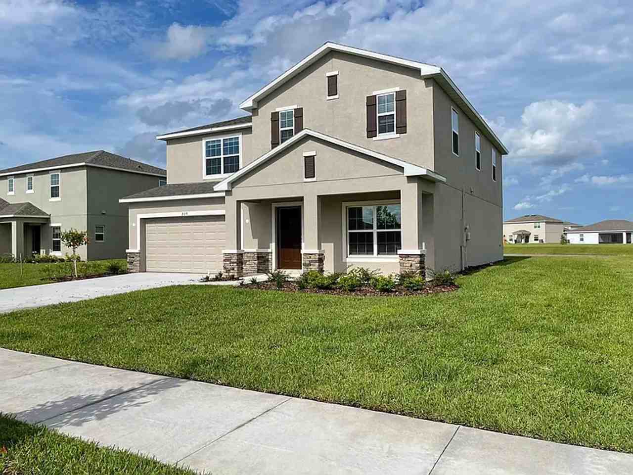 239 Zircon Rd - Photo 2 of 39