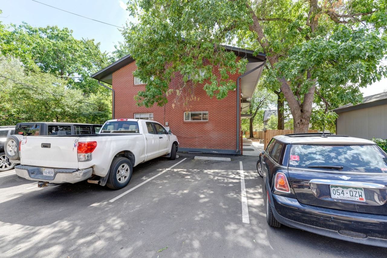 1811 Walnut St. - Photo 6 of 39
