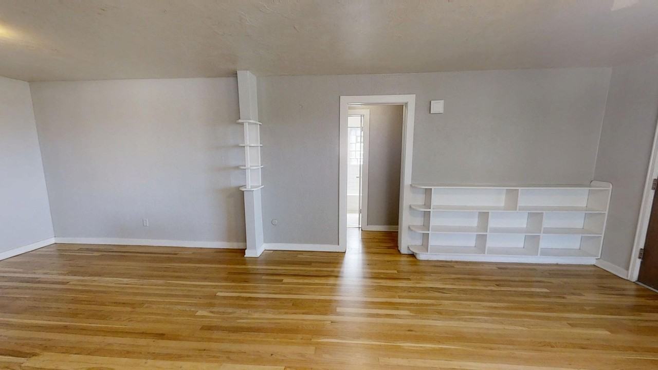 2118 Baseline Rd - Photo 3 of 14
