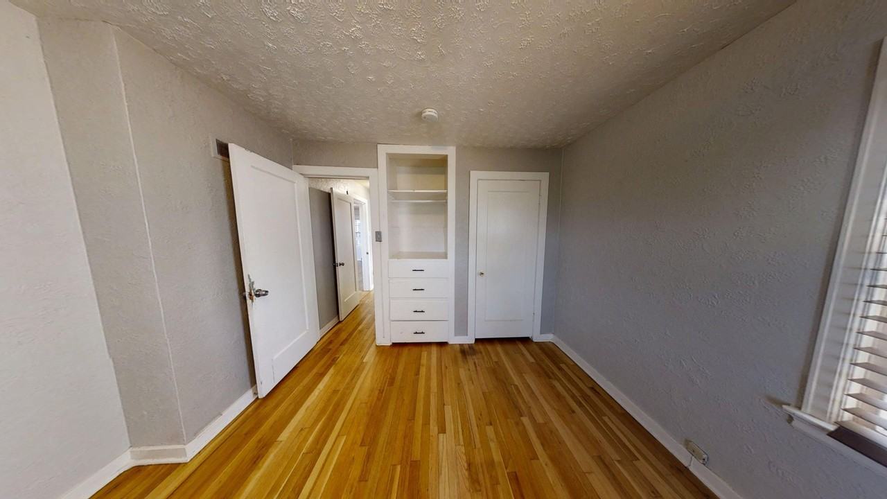 2118 Baseline Rd - Photo 6 of 14