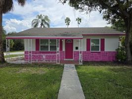 featured image of 4100 18th Ave S