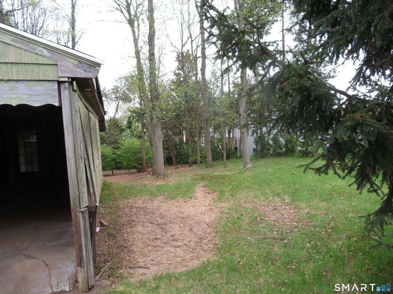 130 Woodland St - Photo 2 of 6