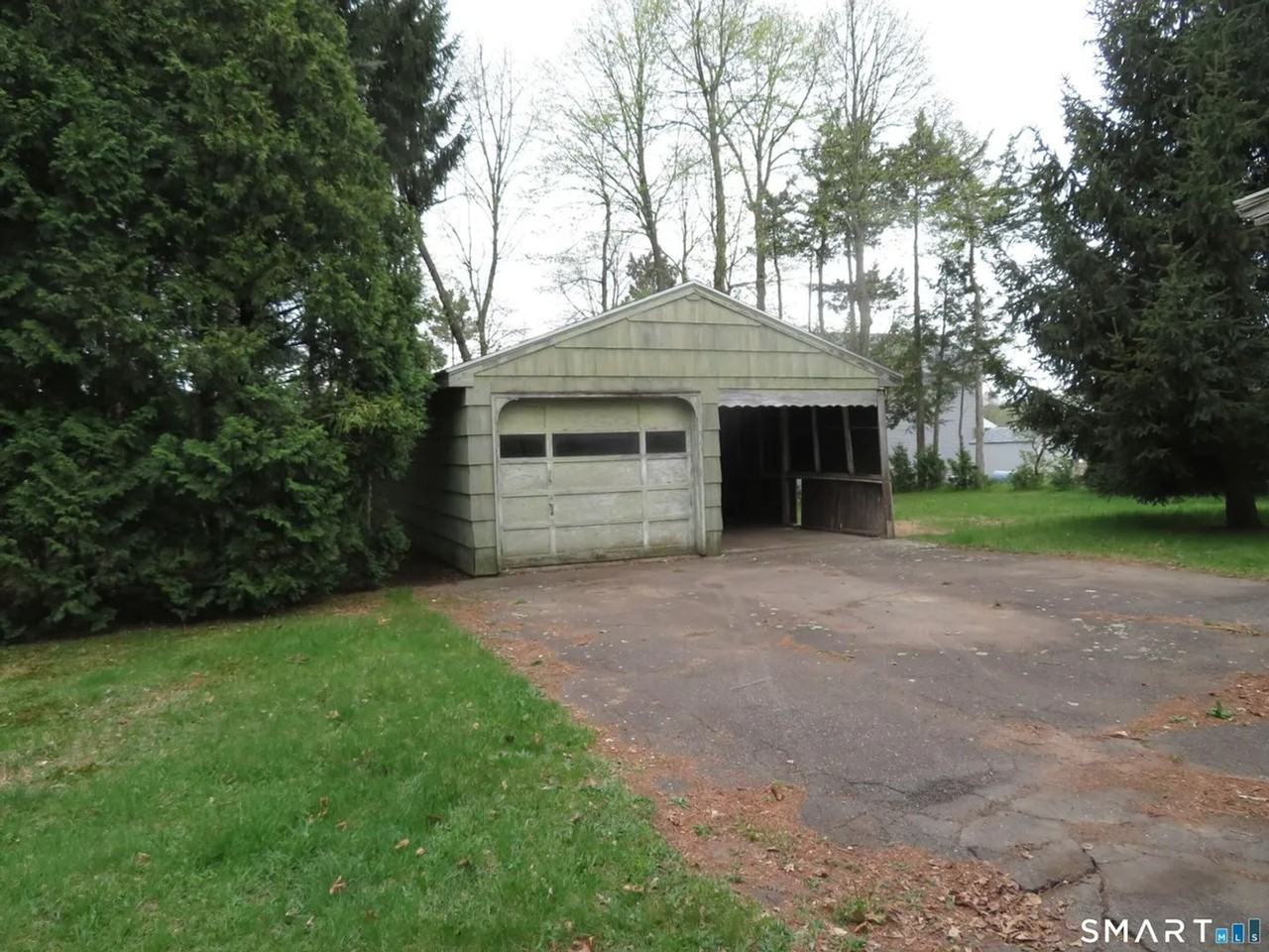 130 Woodland St - Photo 5 of 6