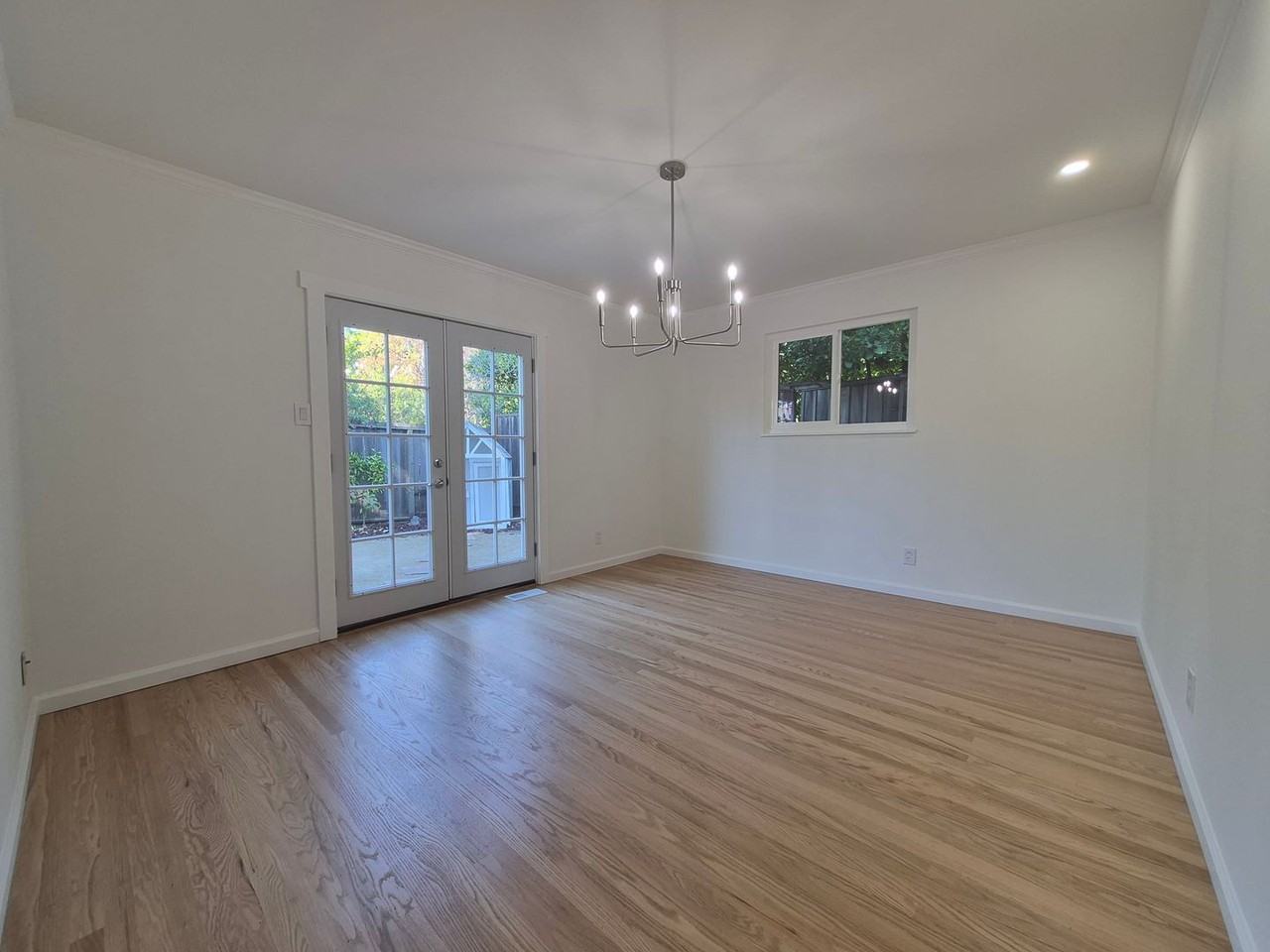 1390 Harker Ave - Photo 6 of 27