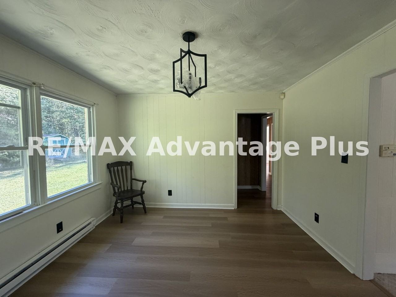 4928 Dixie Hill Rd - Photo 4 of 17