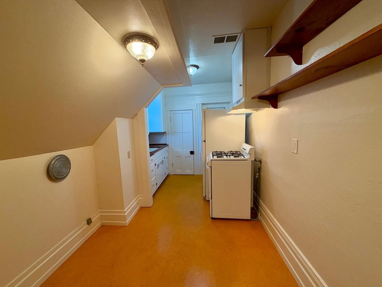 407 Kentucky St - Photo 3 of 12