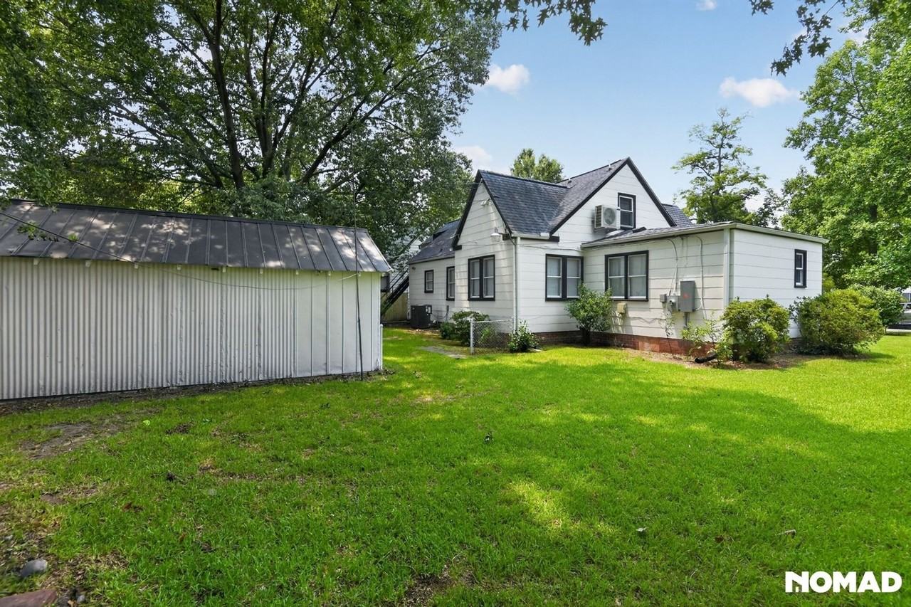 8 Charles St #B - Photo 2 of 22