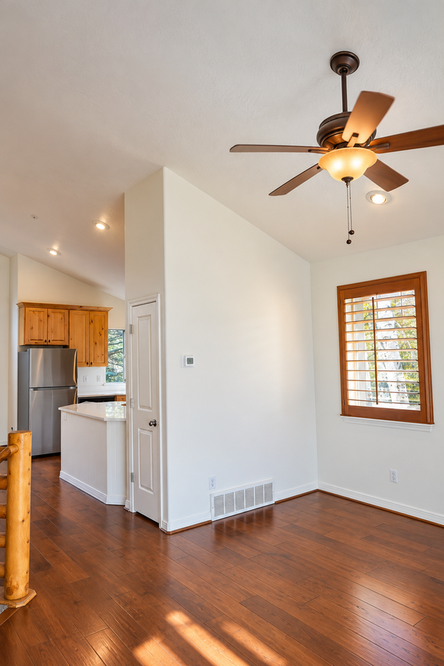 7494 Brook Hollow Loop Rd - Photo 7 of 18