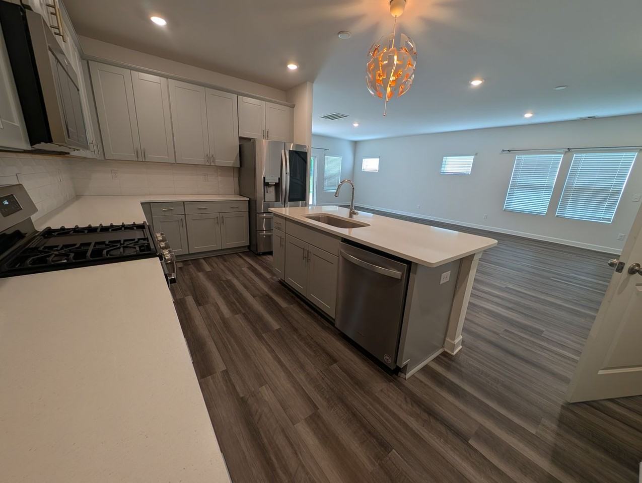 2716 Arbor Loop Dr - Photo 7 of 30