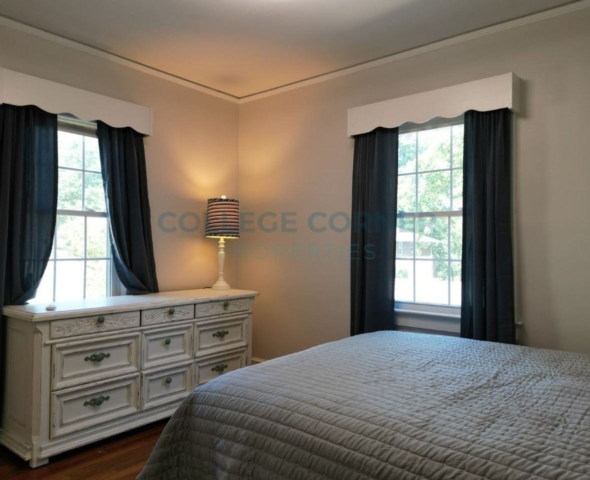 1751 Polo Rd - Photo 3 of 25
