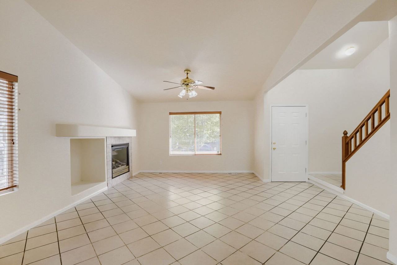 1346 Trail Ridge Rd - Photo 3 of 21