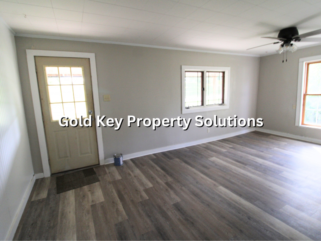 9508 W Arch St - Photo 6 of 18