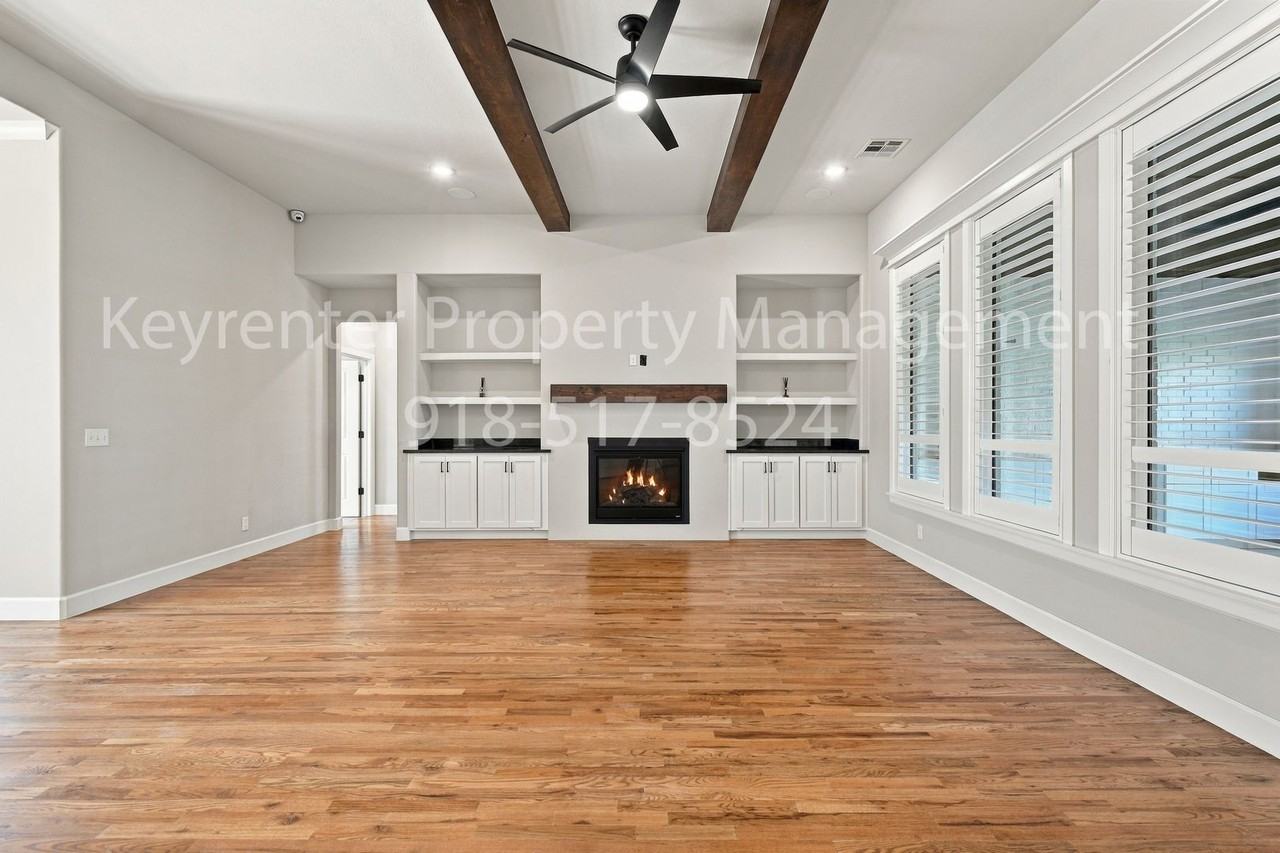 8202 N 150th East Ave - Photo 3 of 26