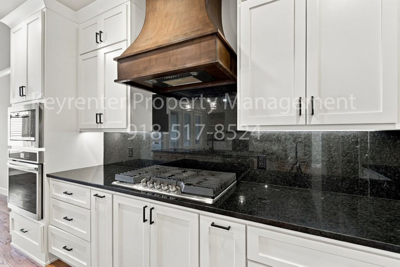 8202 N 150th East Ave - Photo 7 of 26