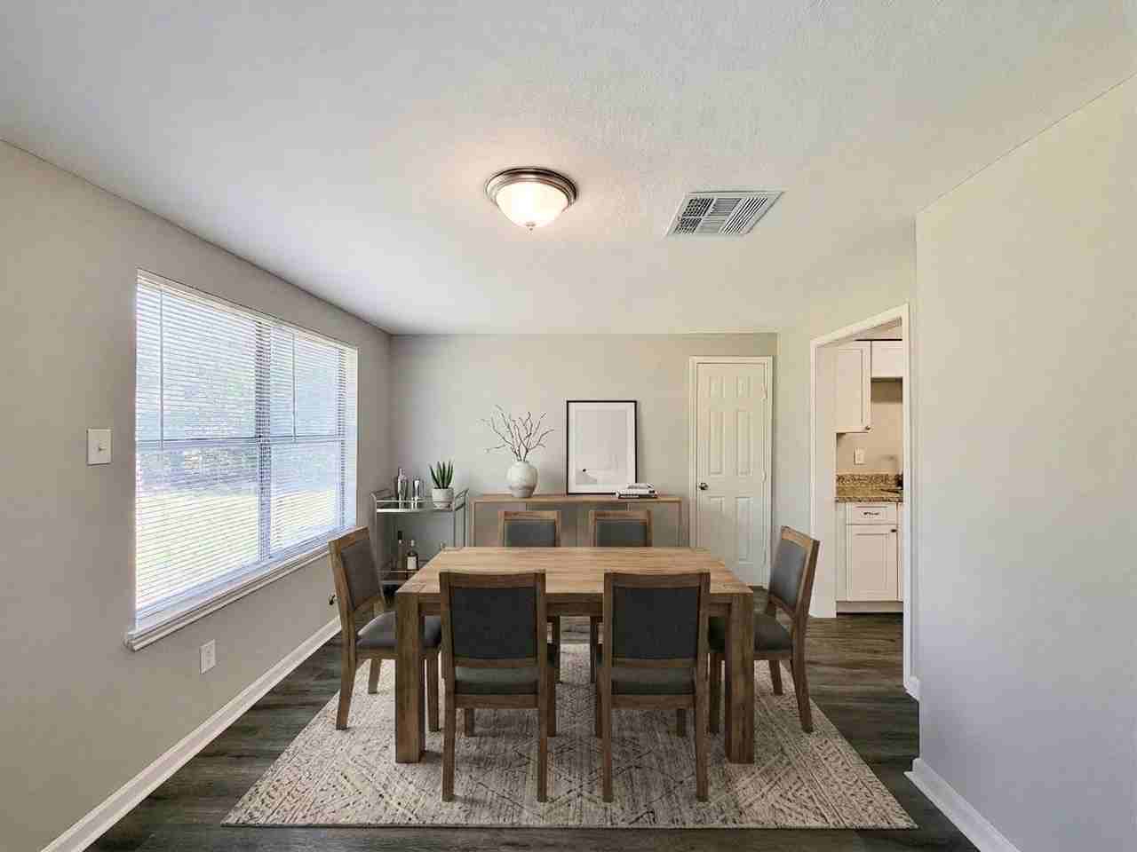 3923 Zephyr St - Photo 4 of 38