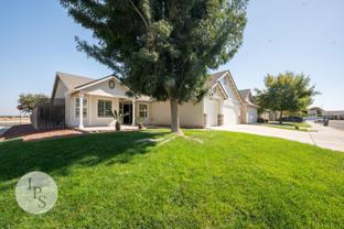 5450 N Maruyama Ave - Photo 1 of 1