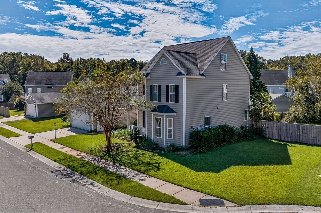 103 Cordoba Ct - Photo 4 of 42