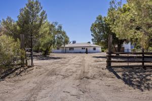 featured image of 1135 N Mahan St