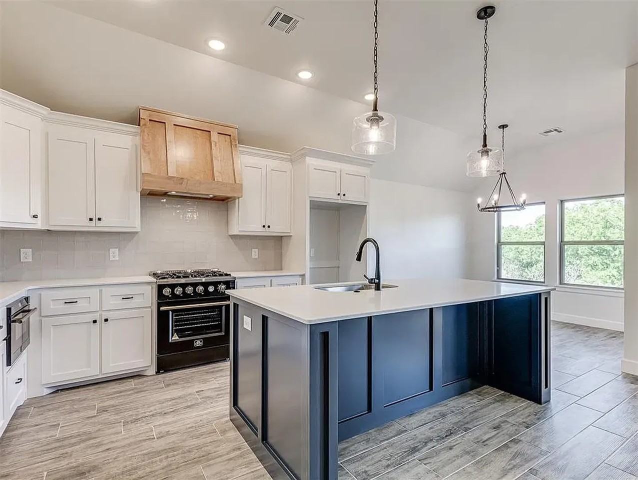 12417 Dolche Vita Dr - Photo 2 of 21