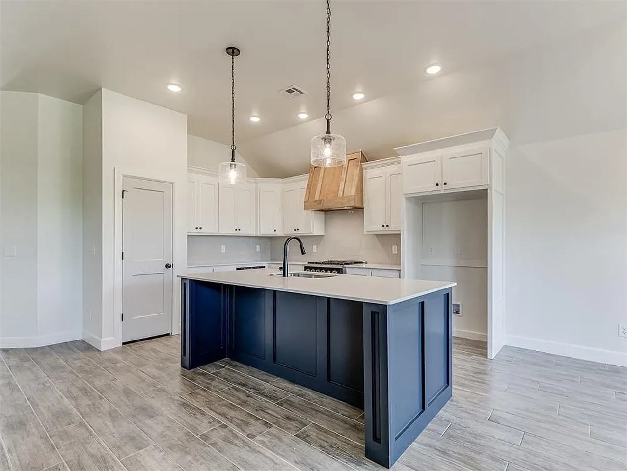 12417 Dolche Vita Dr - Photo 3 of 21