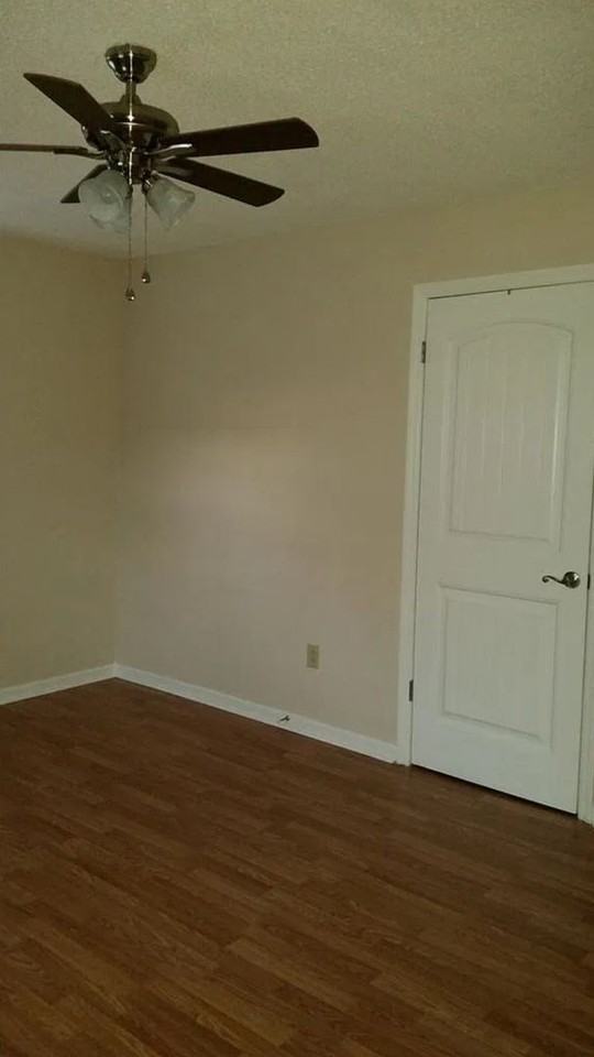 102 Ashland Ter - Photo 5 of 8