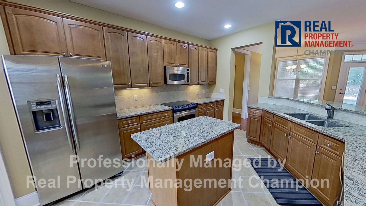 8531 Bella Sera Way - Photo 7 of 27