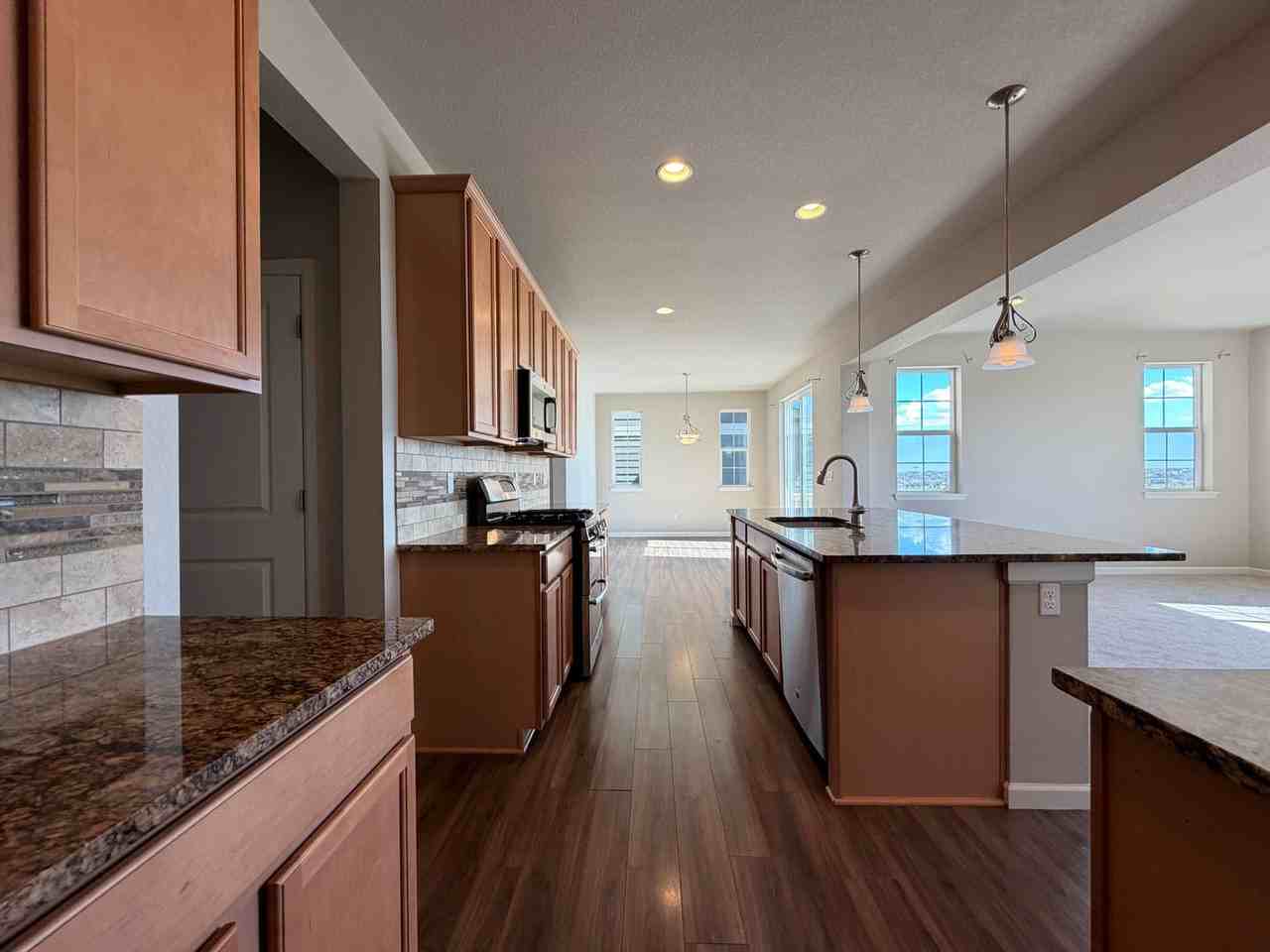 25748 E Calhoun Pl - Photo 3 of 50