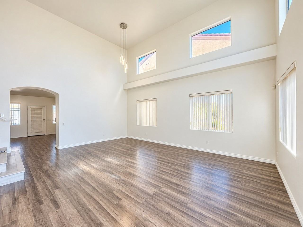 8024 Painted Clay Ave - Photo 3 of 32