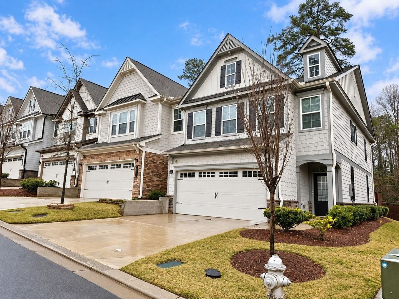 438 Bannon Way - Photo 2 of 21