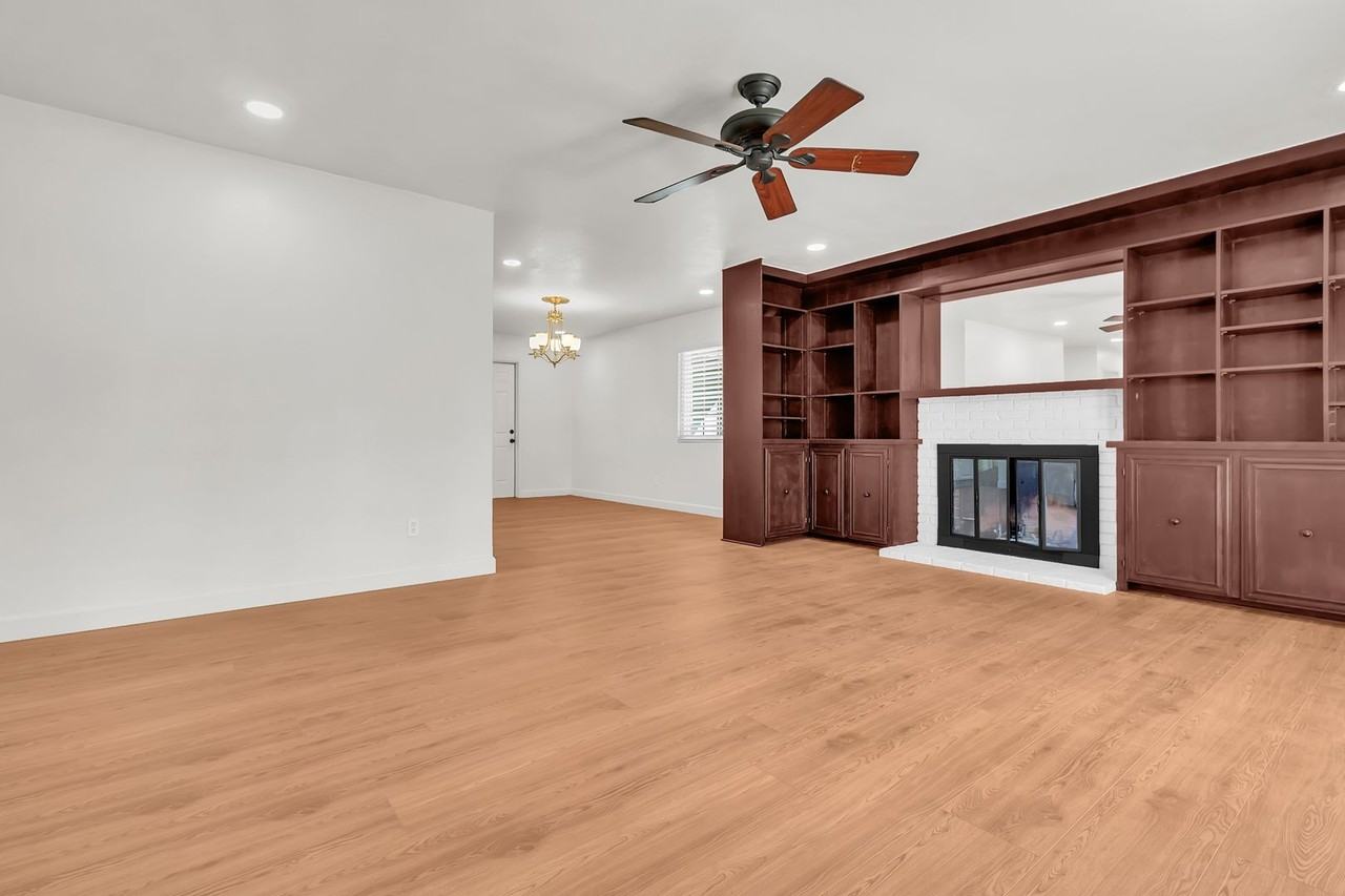 10740 Coloma St - Photo 5 of 26