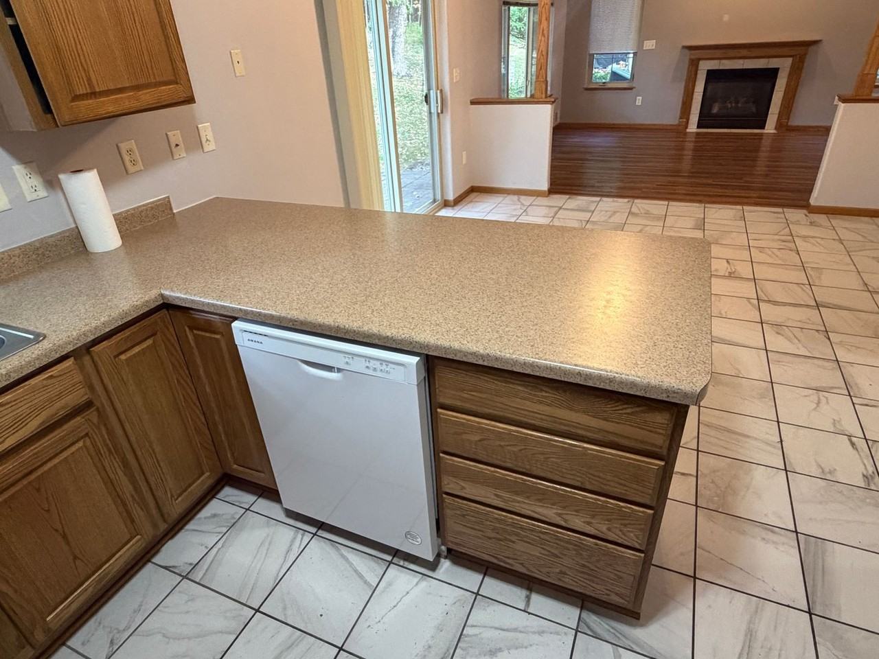 1916 Brookview Ct - Photo 4 of 24