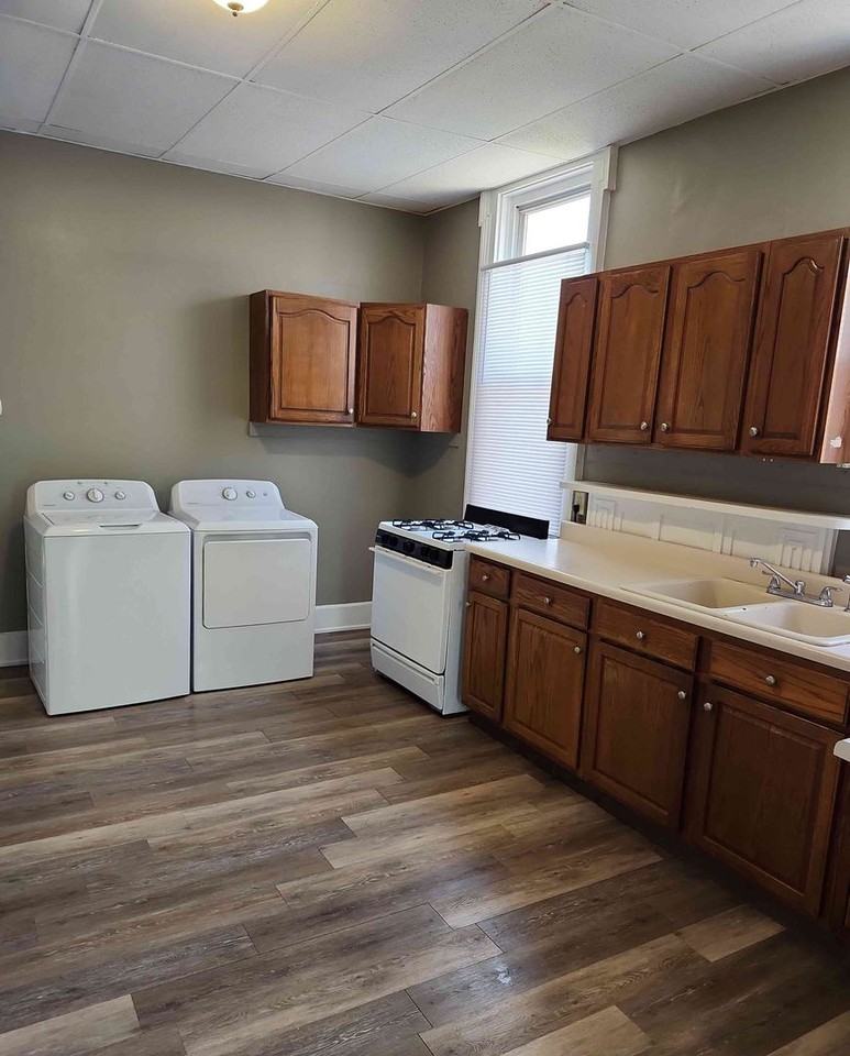 1110 Jersey St - Photo 6 of 8
