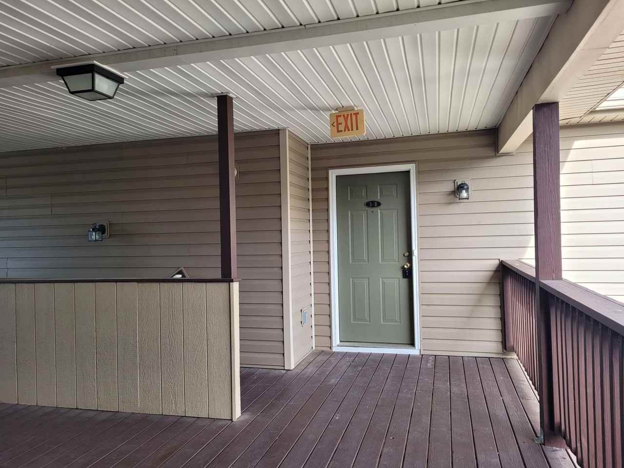 670 Bassett Dr Apt 3b #3B - Photo 2 of 15