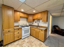featured image of 2915 Clipper Cir