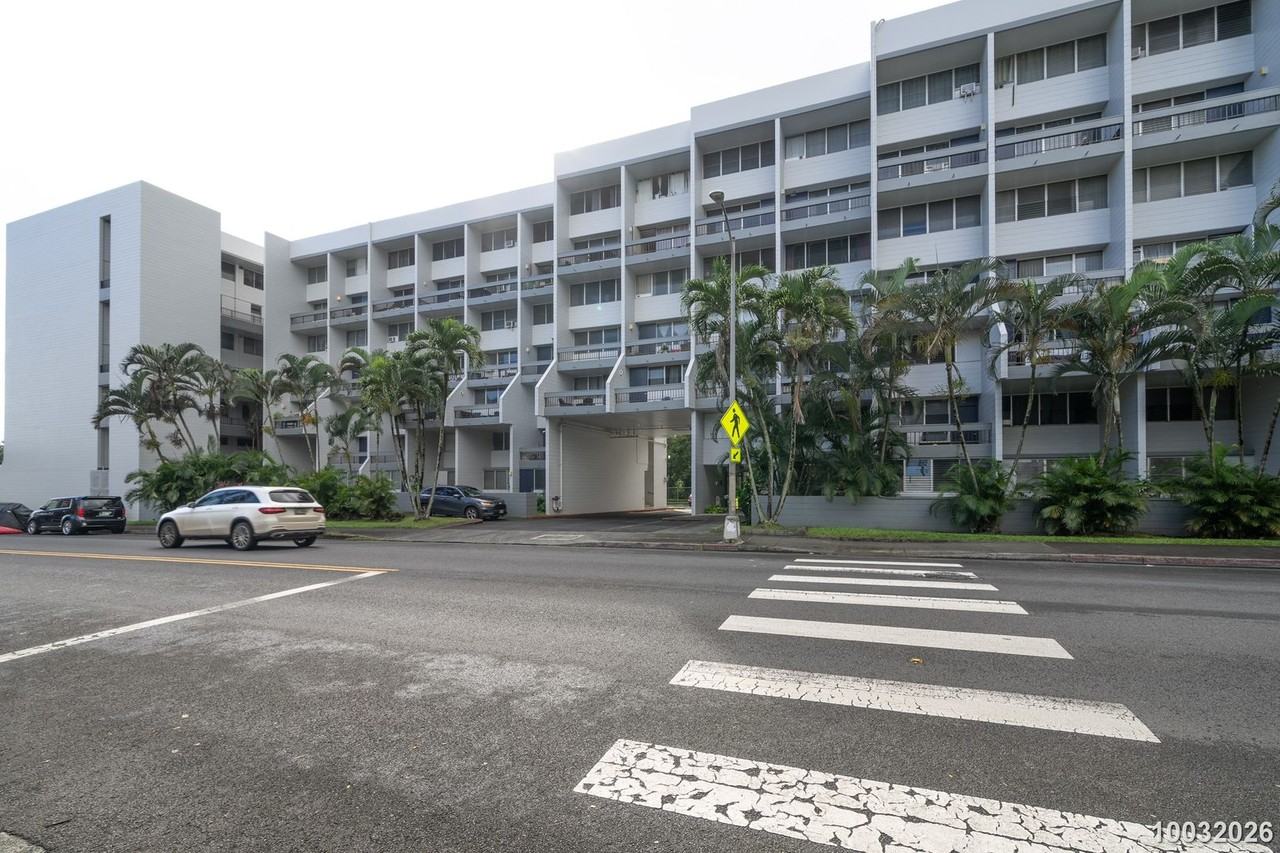 46-270 Kahuhipa St #A402