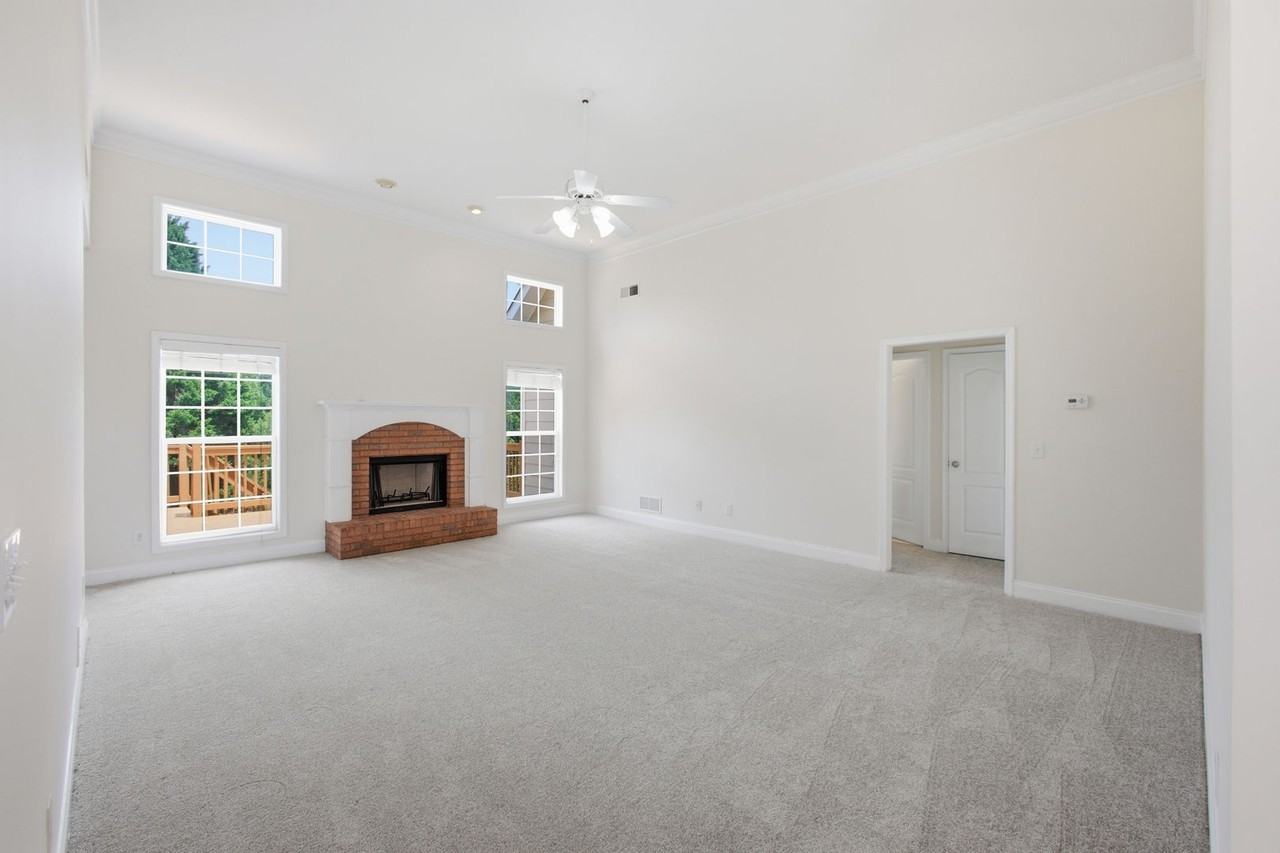 642 Aya Cir - Photo 5 of 50
