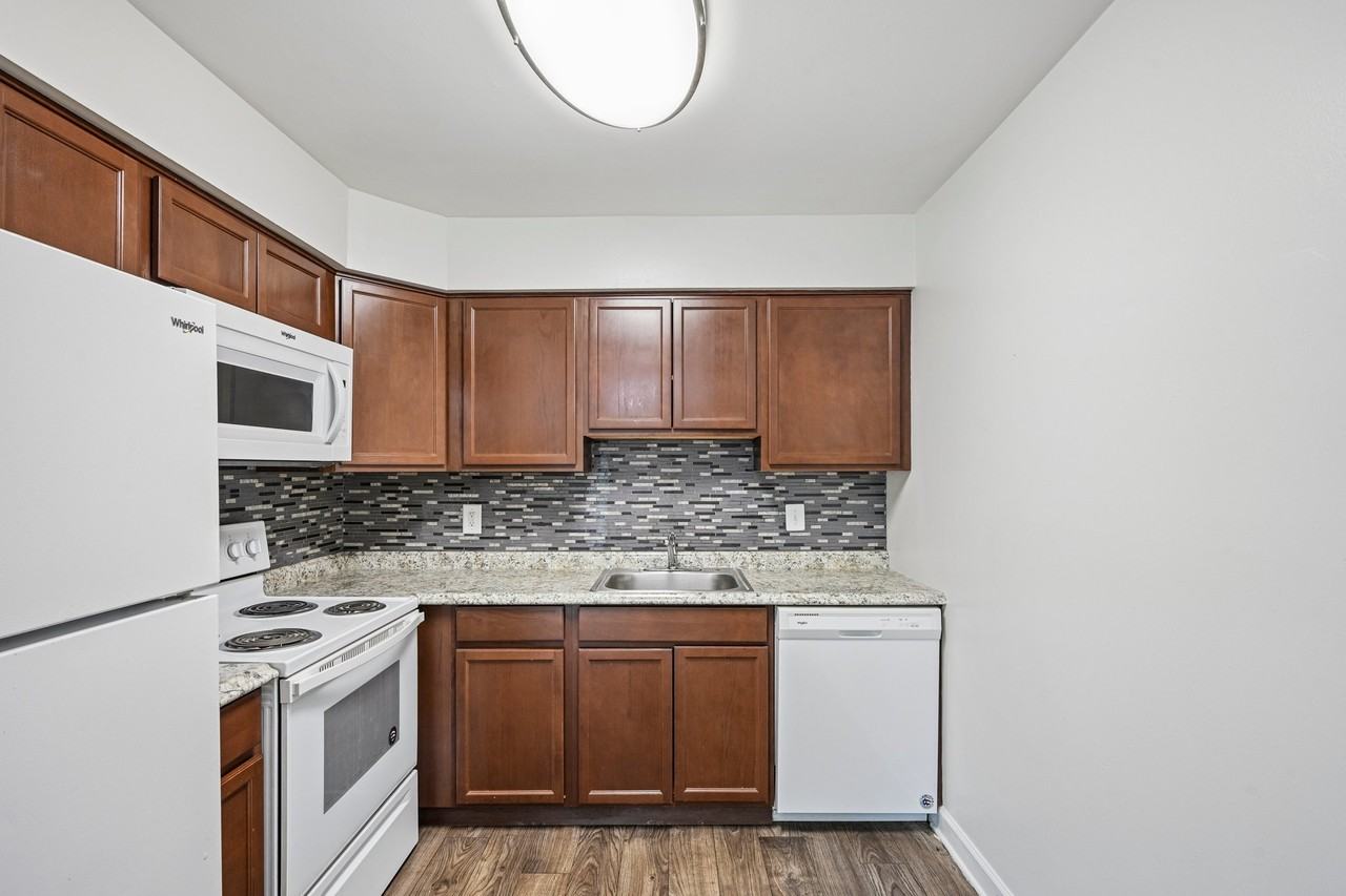William Penn Village Apartment Homes - Photo 3 of 29