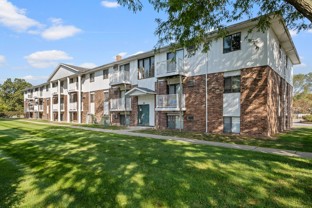Crossroads Apartments - Photo 1 of 1