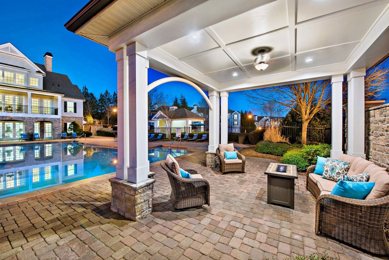 Pointe at Suwanee Station - Photo 7 of 55