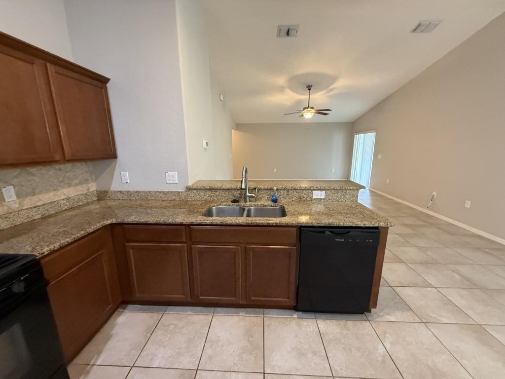 1935 Bretton Ridge Dr - Photo 7 of 21