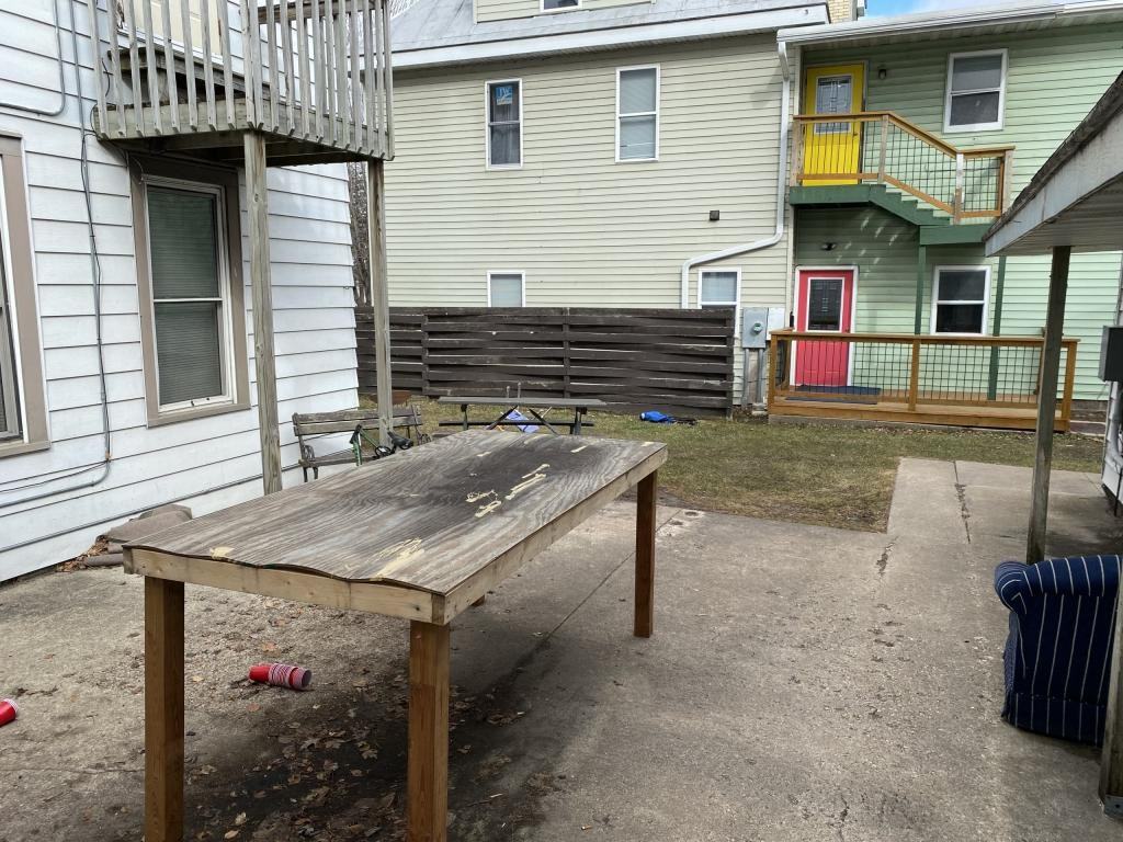 202 West Ave N - Photo 6 of 7
