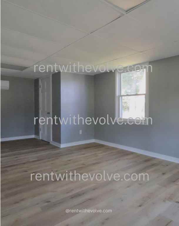 303 N Fulton St - Photo 3 of 7