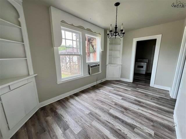 908 Denver St - Photo 7 of 9